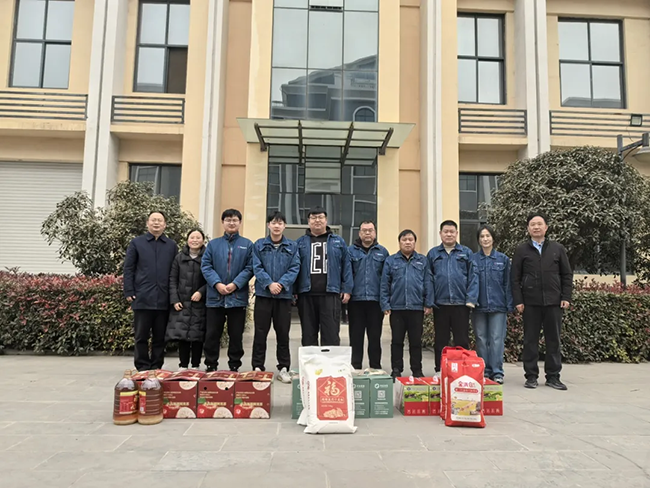 万搏在线官网-万搏在线官网(中国)新春慰问送关怀，节前安全督导保平安